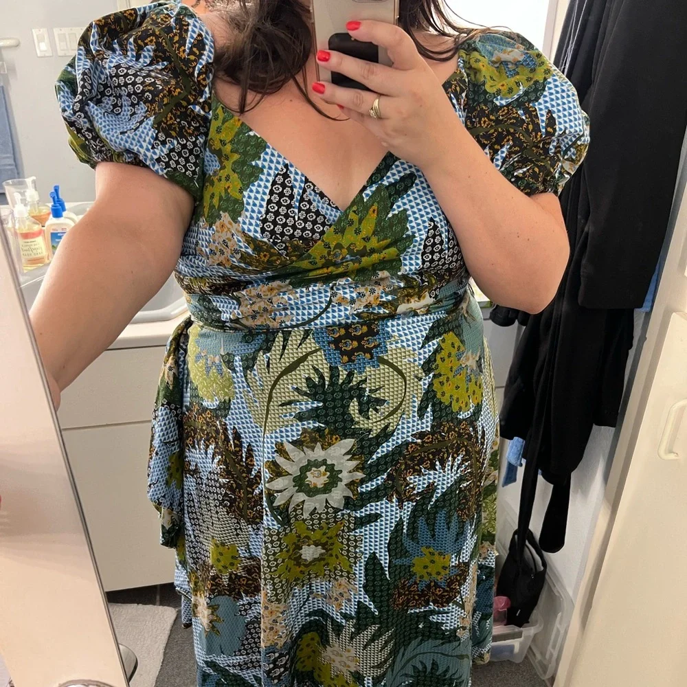 Sachin + Babi Blue Floral Puff Sleeve Midi Dress (No belt!) - Picture 8 of 8